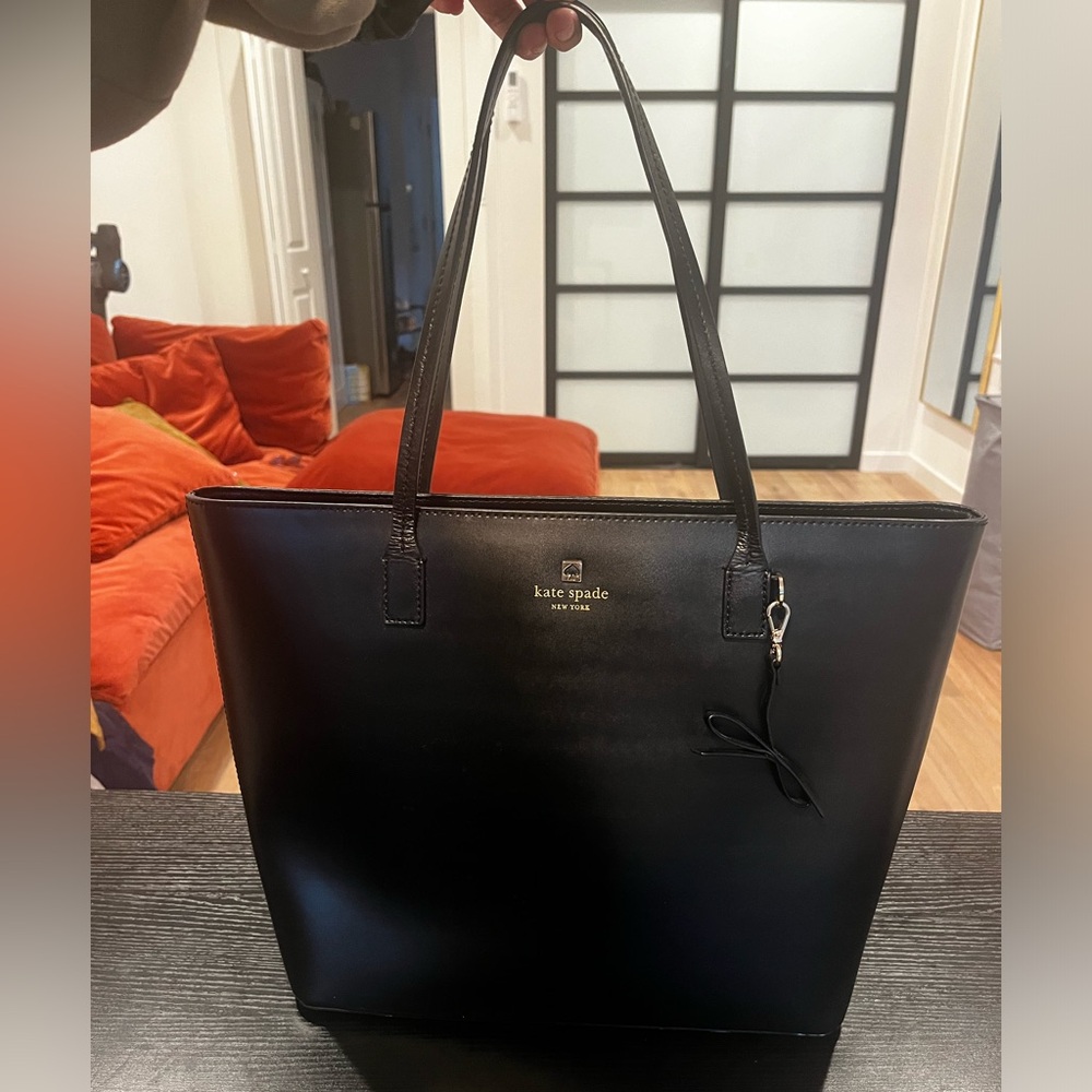 Kate Spade Black leather Tote